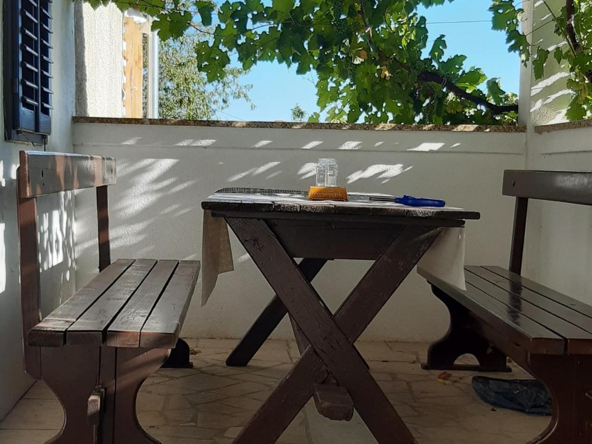Holiday Home Loznati Cres Exterior foto