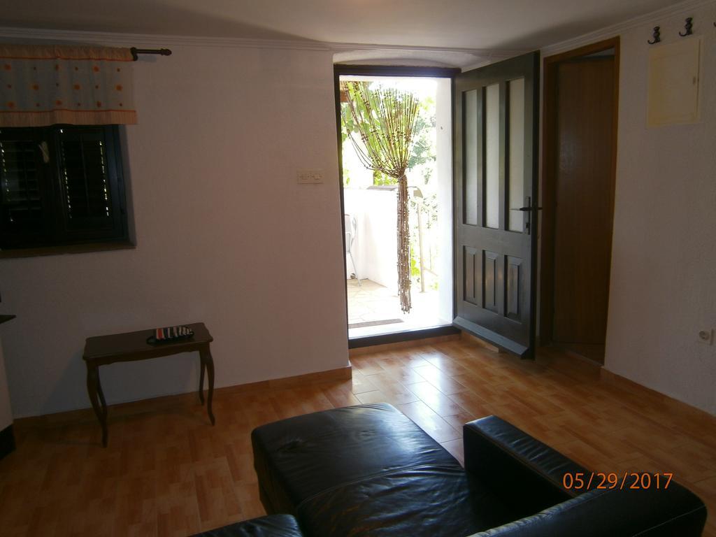 Holiday Home Loznati Cres Exterior foto